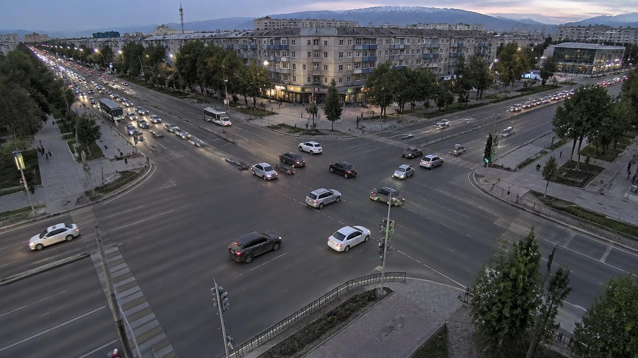 ул. Кабанбай батыра / перекрёсток